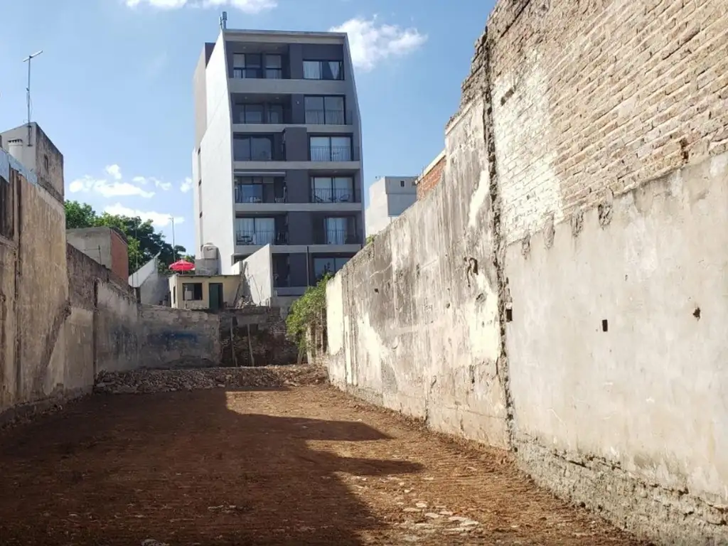 LOTE A DEMOLER EN VILLA URQUIZA - 360 M2 A 200 M DE LA ESTAC