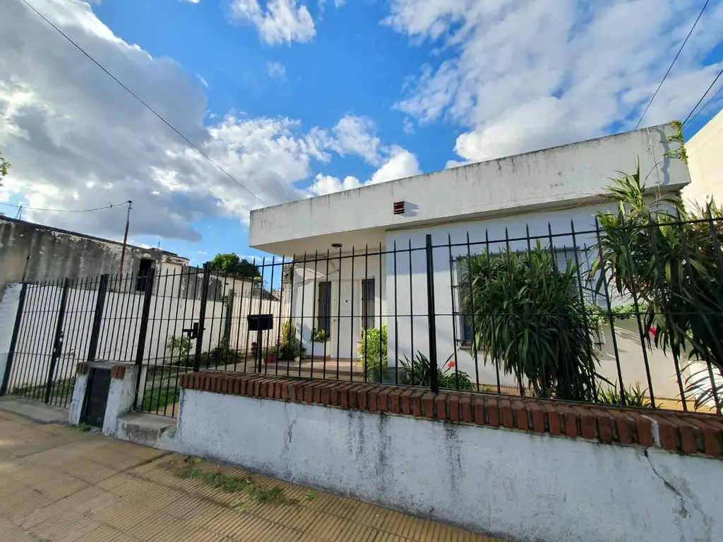 Casa en  venta en la entrada de ESCOBAR